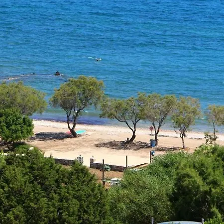 House 50m From Glyfa In Paros - Spacious 2br With Private Garden *