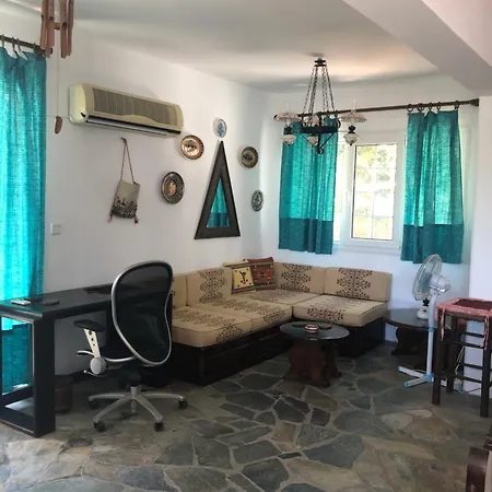 Beach House 50M From Glyfa Beach - Private Garden Lägenhet Aspro Chorio