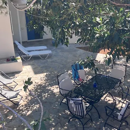 House 50m From Glyfa In Paros - Spacious 2br With Private Garden Apartamento *