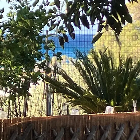 Beach House 50M From Glyfa Beach - Private Garden Lägenhet Aspro Chorio